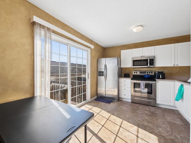 6465 Nottinghill Trail Drive, Canal Winchester, OH 43110 Photo 6