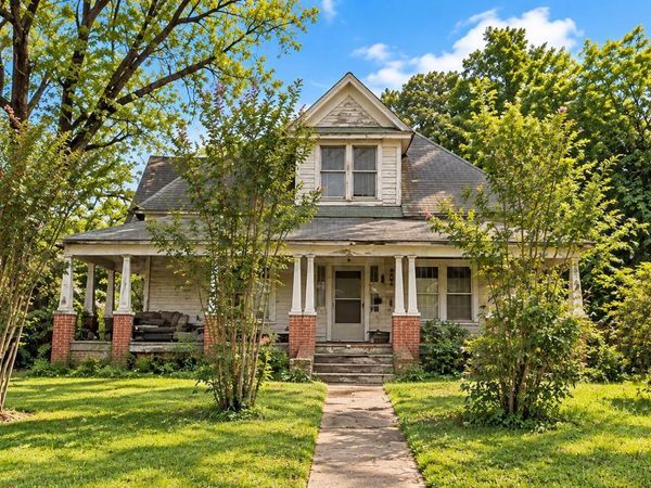 1715 N Oliver Street, Brooksville, MS 39739