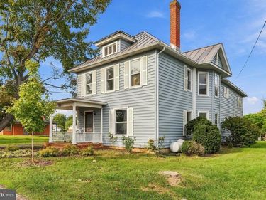 564 W SPRING STREET , WOODSTOCK, VA 22664