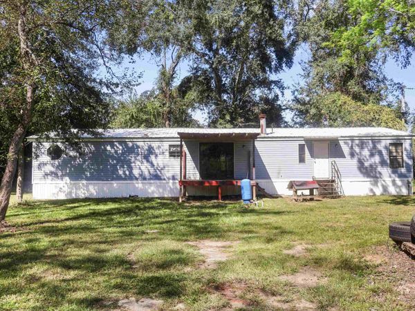 8791 SW Bass Street , Bristol, FL 32321