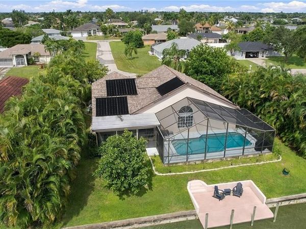 434 SE 21st TER , CAPE CORAL, FL 33990