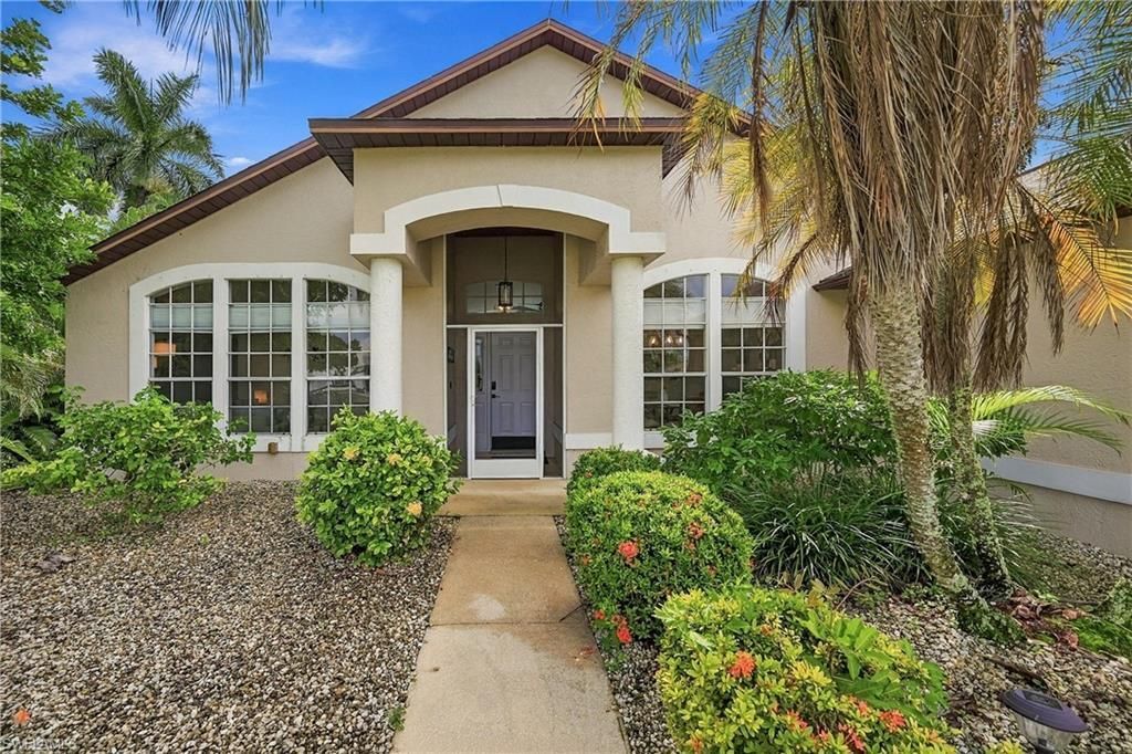 434 SE 21st Ter, Cape Coral, FL 33990 Photo