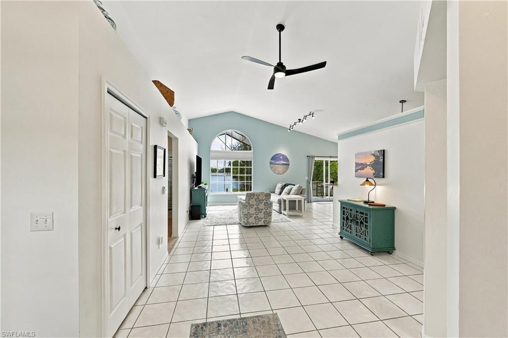 434 SE 21st Ter, Cape Coral, FL 33990 Photo