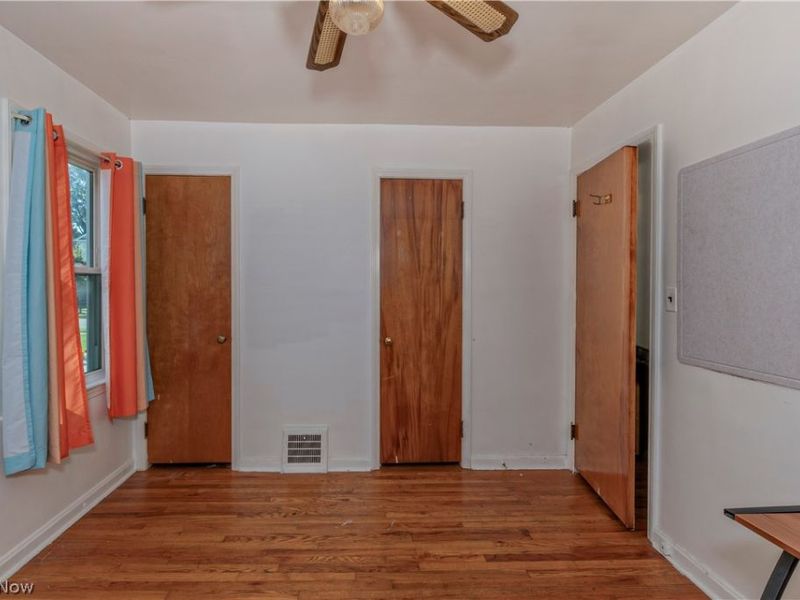 5659 Shawnee Drive, Lyndhurst, OH 44124 Photo 13