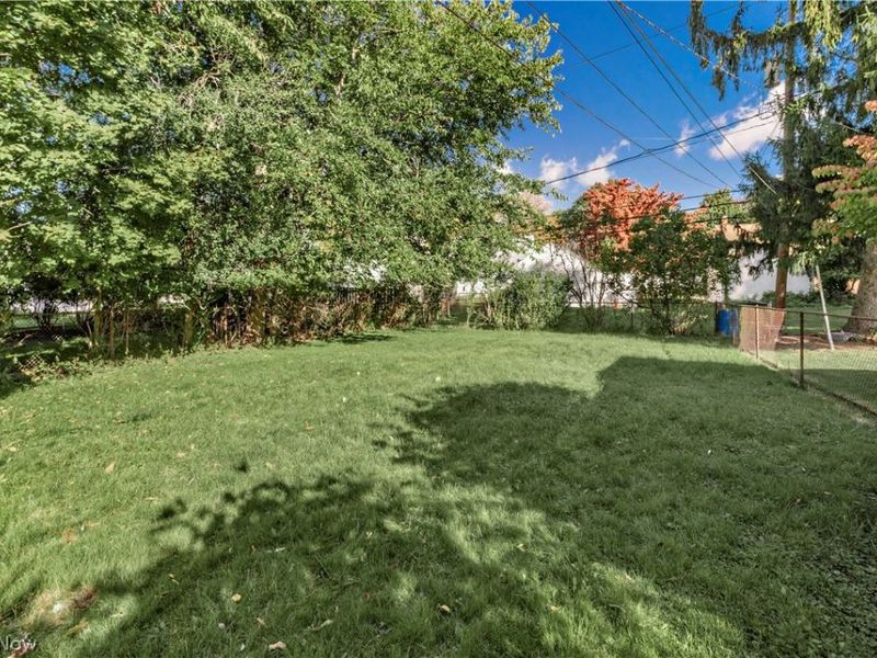 5659 Shawnee Drive, Lyndhurst, OH 44124 Photo 32