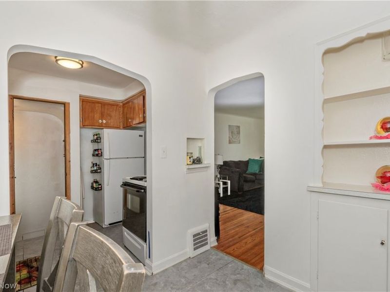 5659 Shawnee Drive, Lyndhurst, OH 44124 Photo 7