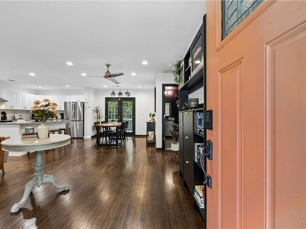 2127 Garden Circle, Decatur, GA 30032