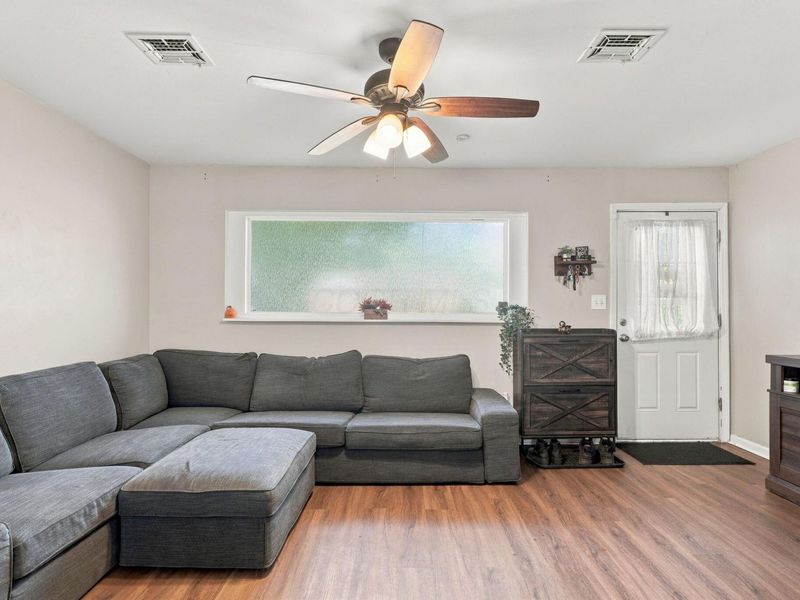 1162 Striebel Road, Columbus, OH 43227 Photo 6