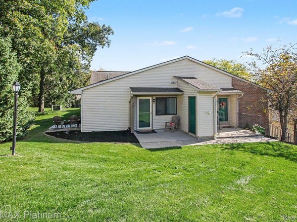 405 Water Tower Circle, Brighton, Mi 48116
