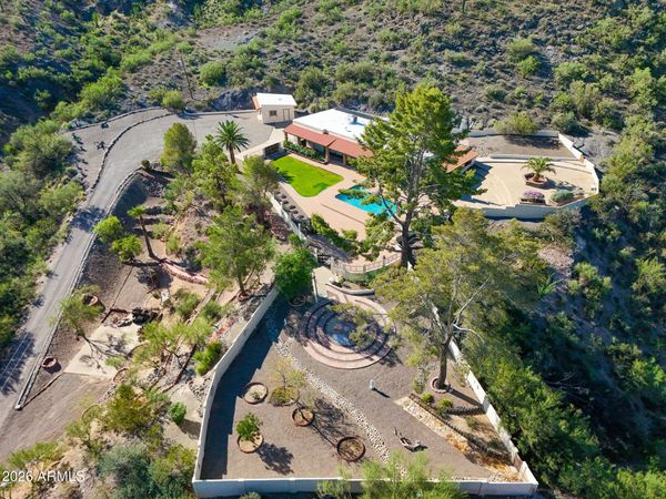 34601 S CHOLLA Drive, Black Canyon City, AZ 85324