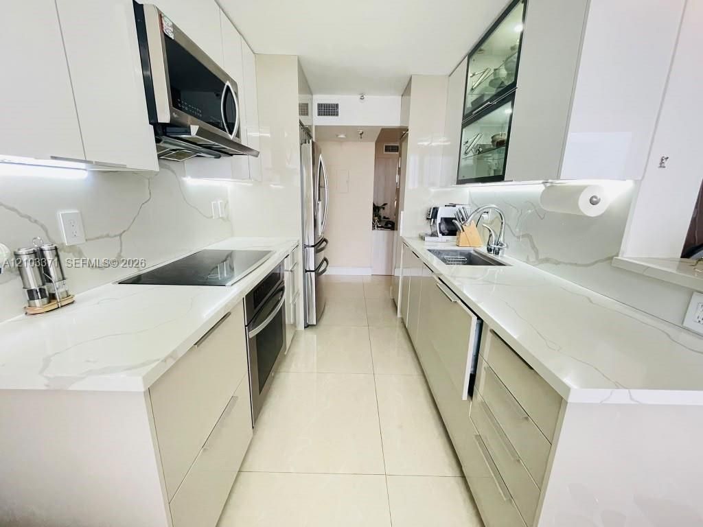 290 174th St, Unit 1118, Sunny Isles Beach, FL 33160 Photo