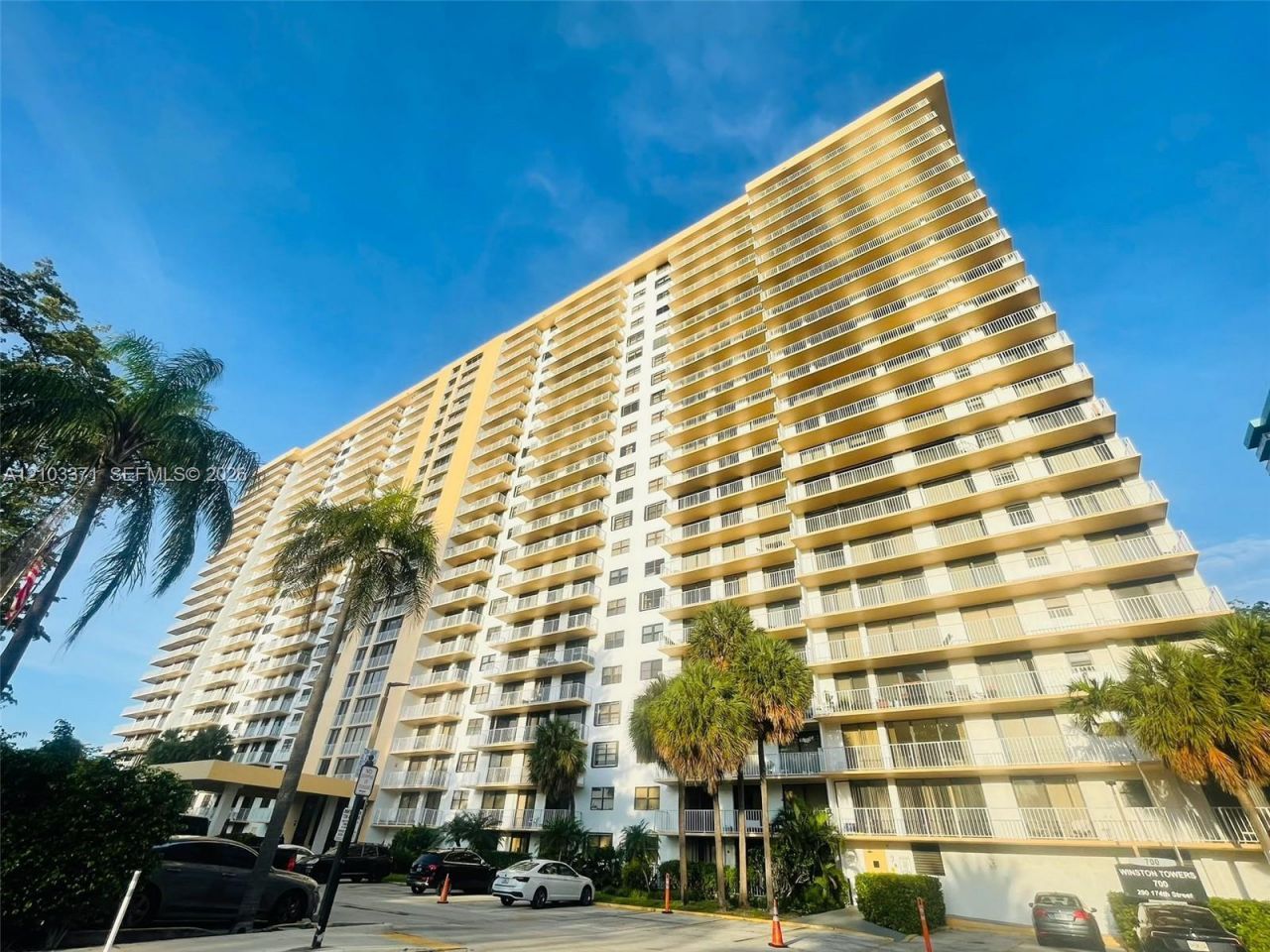 290 174th St, Unit 1118, Sunny Isles Beach, FL 33160 Photo
