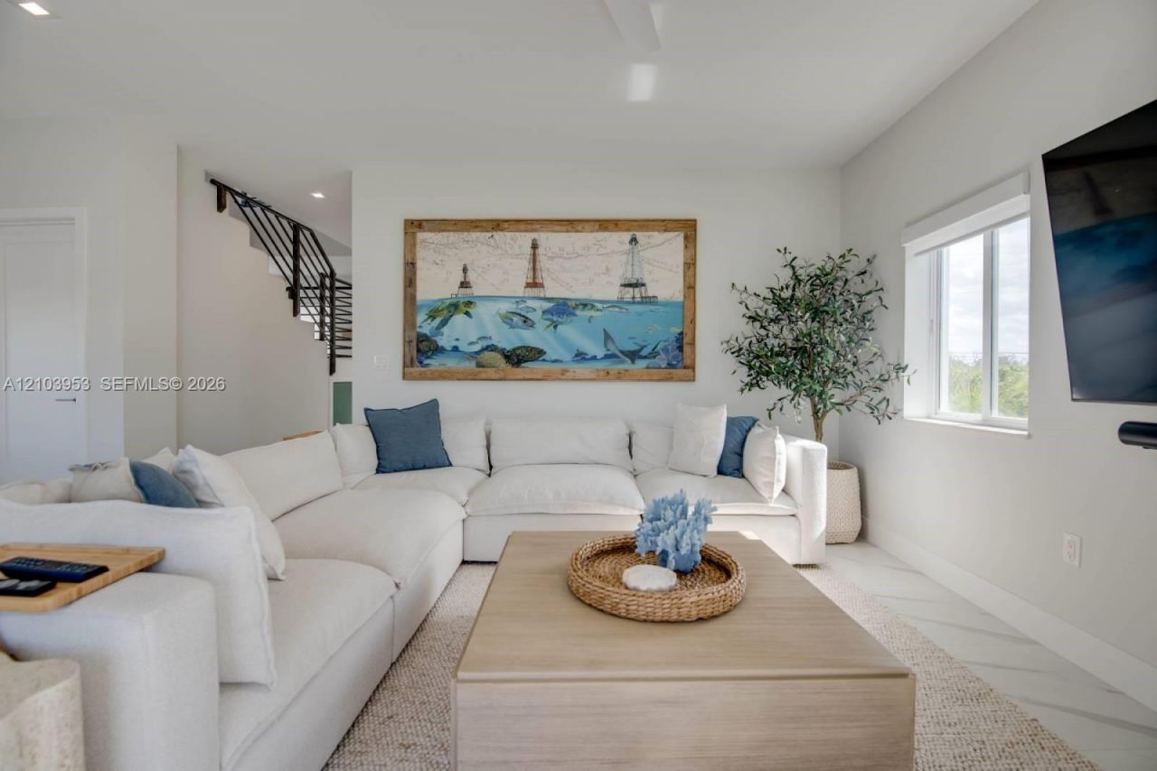 233 Sombrero Beach Rd , Marathon, FL 33050 Photo