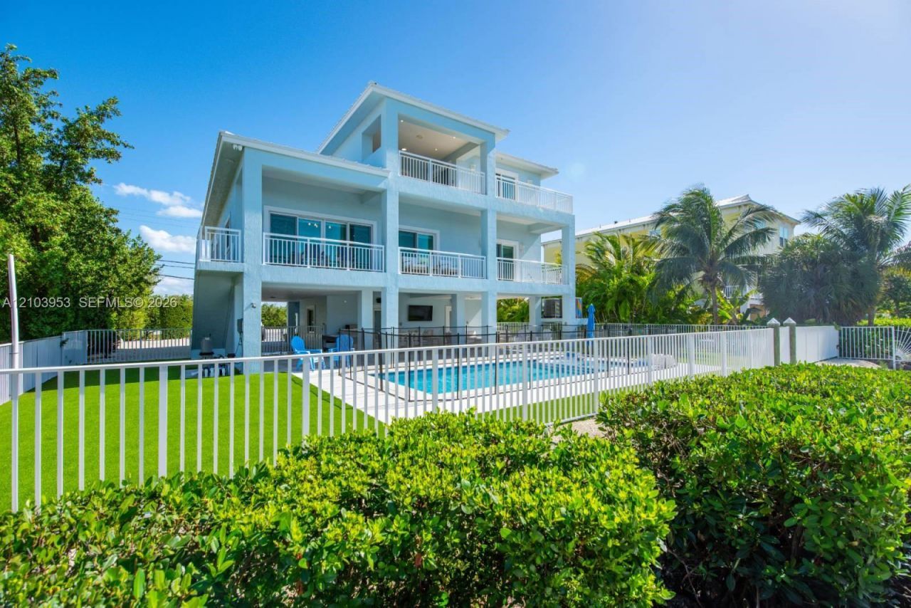 233 Sombrero Beach Rd , Marathon, FL 33050 Photo
