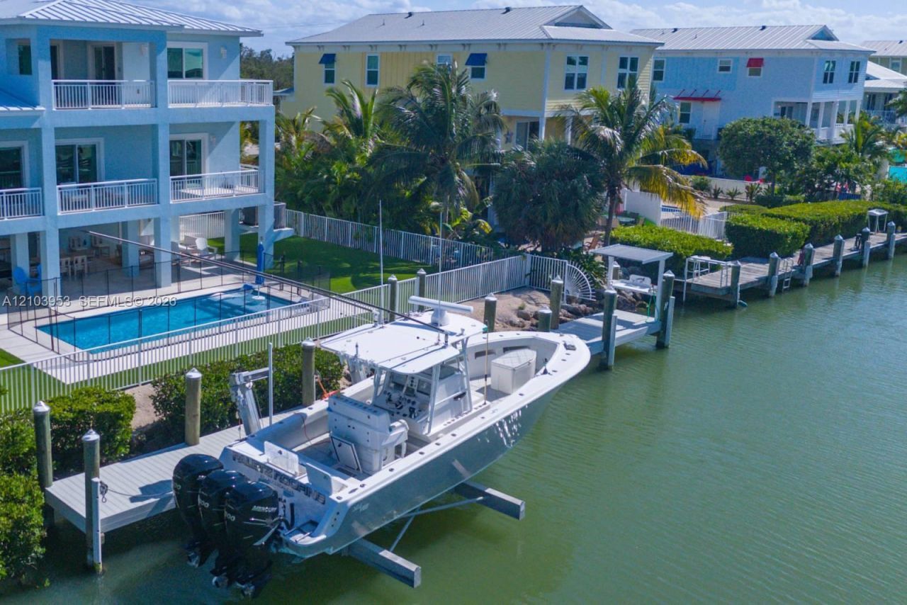 233 Sombrero Beach Rd , Marathon, FL 33050 Photo