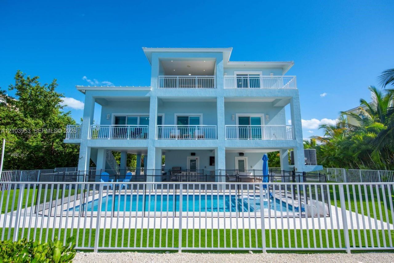 233 Sombrero Beach Rd , Marathon, FL 33050 Photo