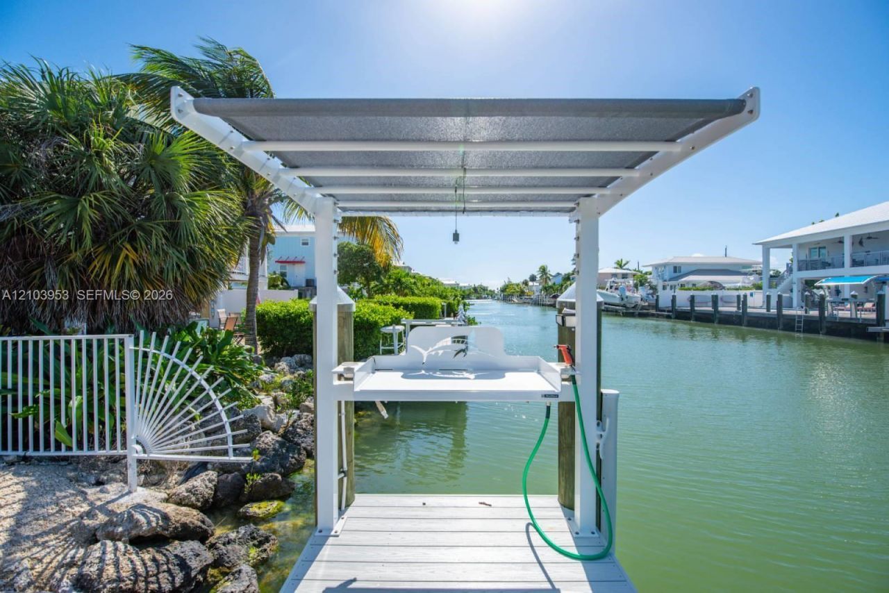 233 Sombrero Beach Rd , Marathon, FL 33050 Photo