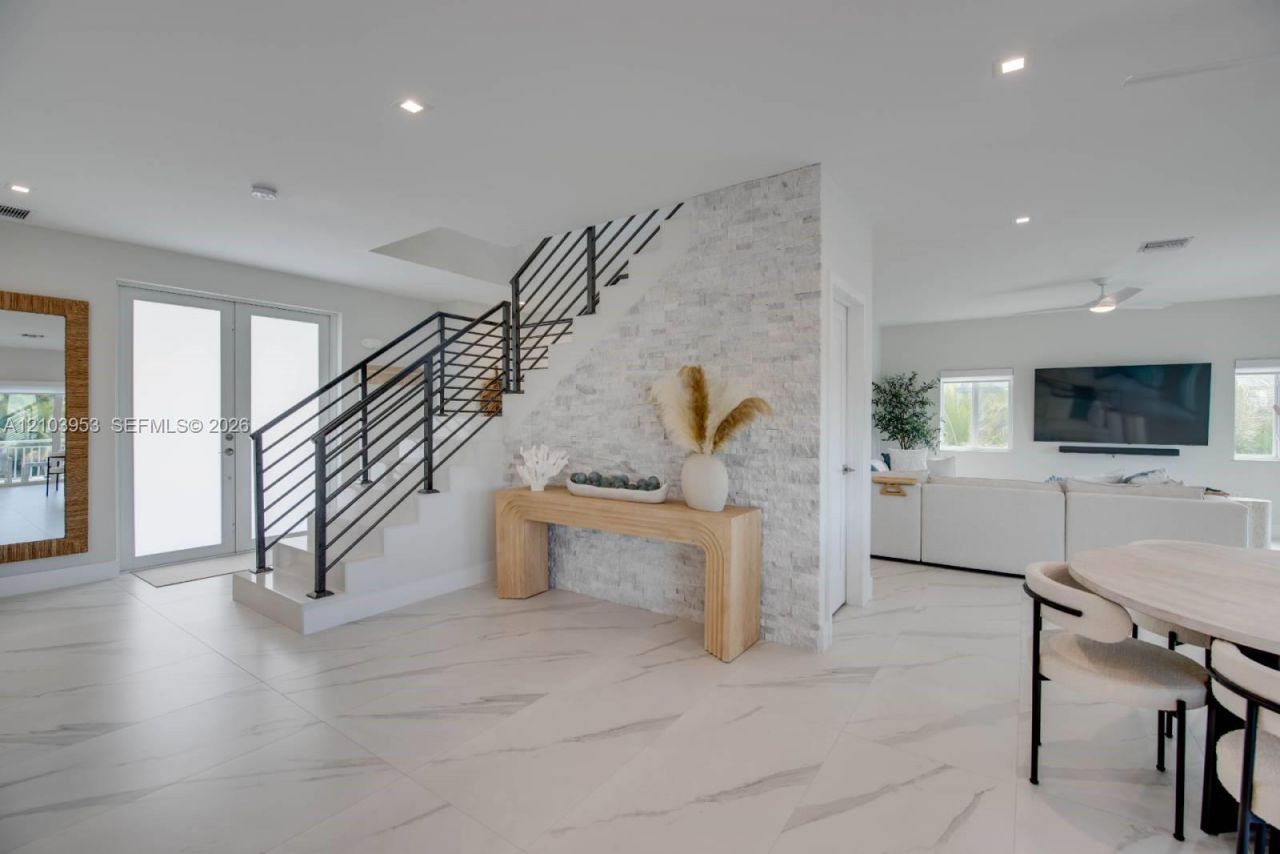 233 Sombrero Beach Rd , Marathon, FL 33050 Photo