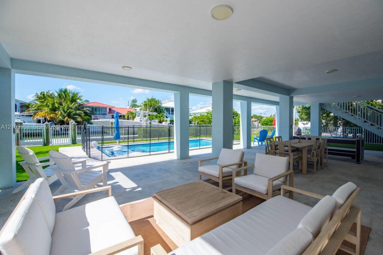 233 Sombrero Beach Rd , Marathon, FL 33050 Photo