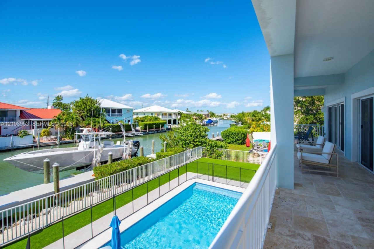 233 Sombrero Beach Rd , Marathon, FL 33050 Photo