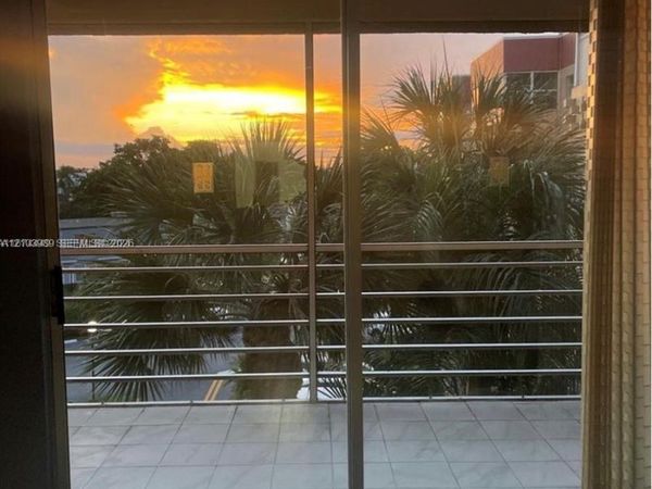410 NW 68th Ave , Unit 411, Plantation, FL 33317