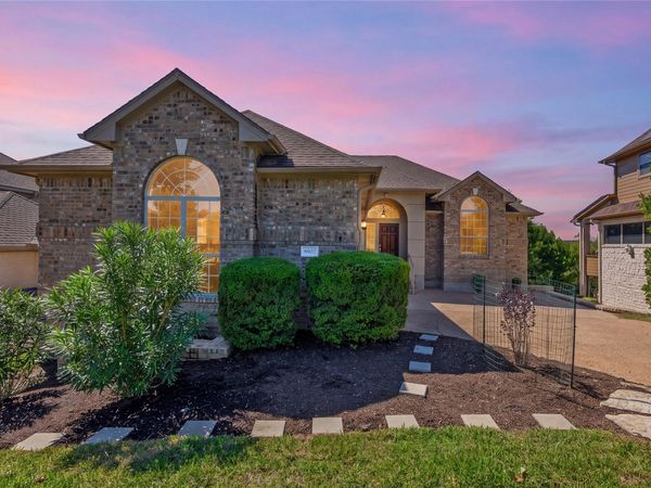 8802 Bluegrass DR, Austin, TX 78759