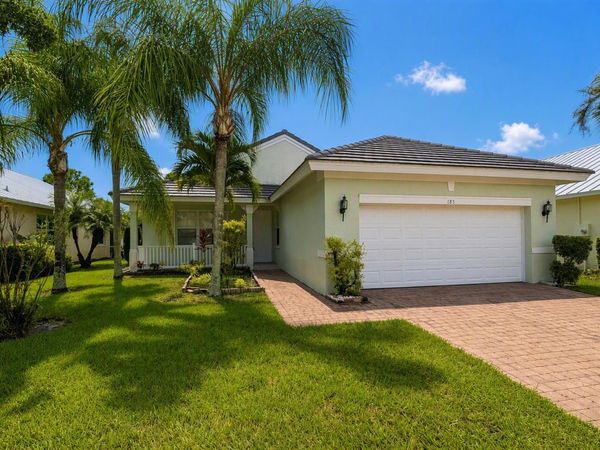 185 NW Willow Grove Avenue, Port St. Lucie, FL 34986