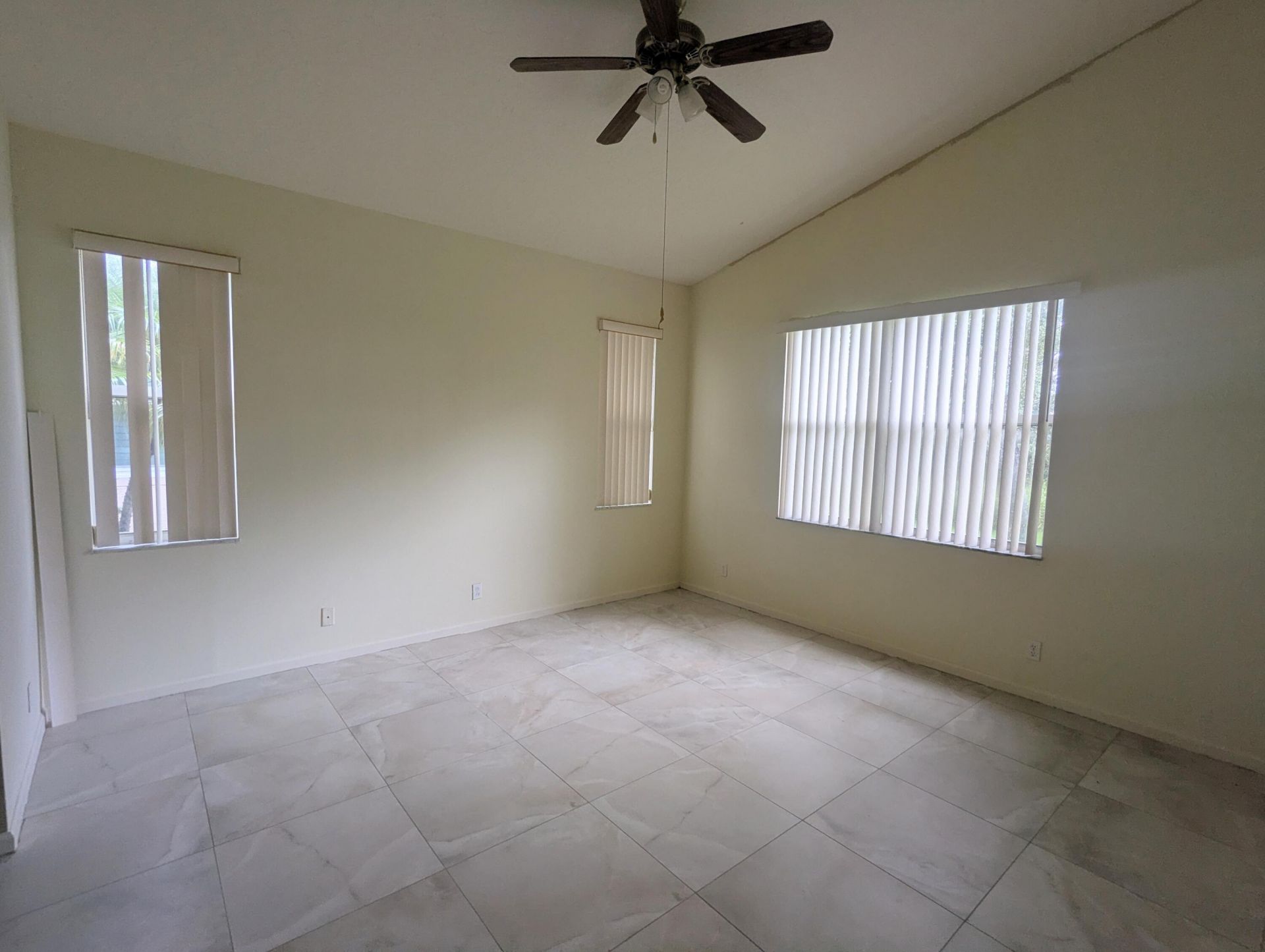 185 NW Willow Grove Avenue, Port Saint Lucie, FL 34986 Photo