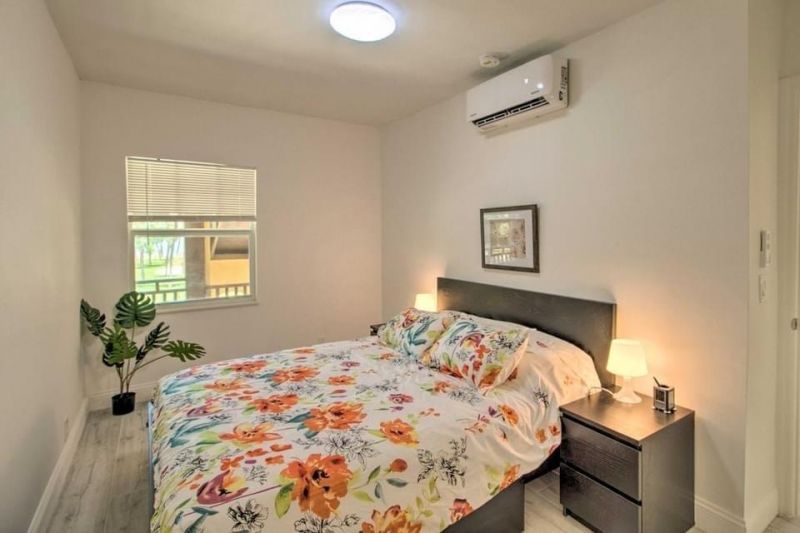 407 S Lakeside Drive, Unit E, Lake Worth Beach, FL 33460 Photo