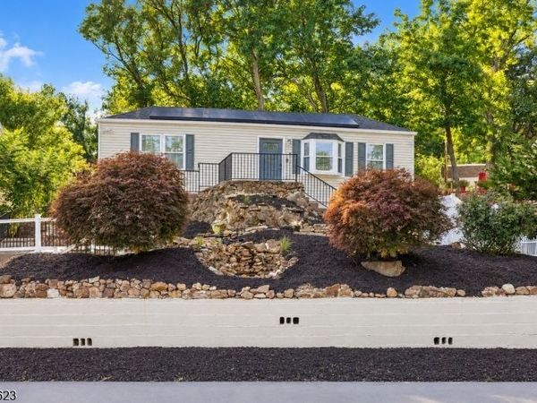 20 Greenwood Ave, Wanaque, NJ 07420