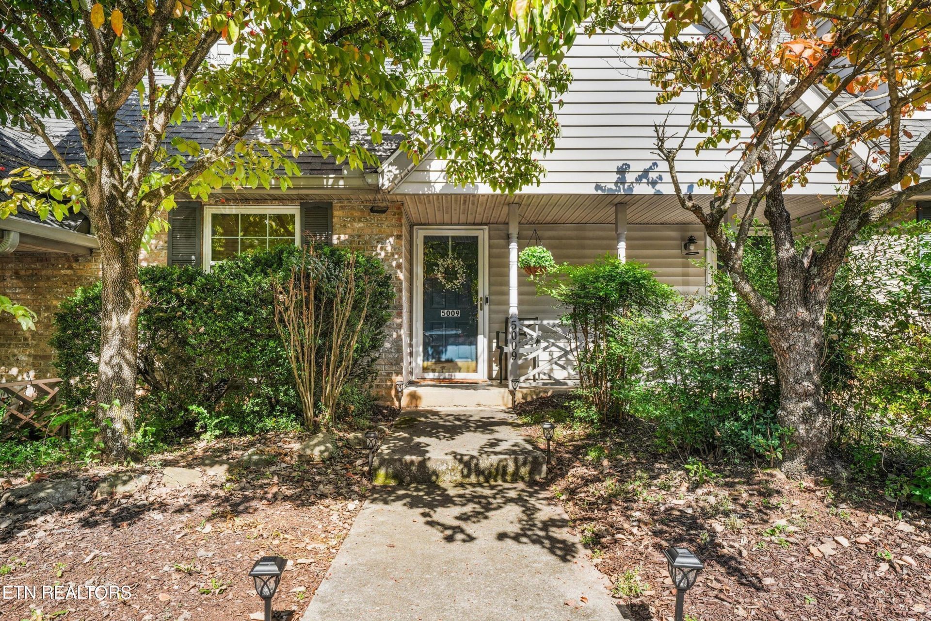 5009 Trace Manor Lane, Knoxville, TN 37912 Main Photo