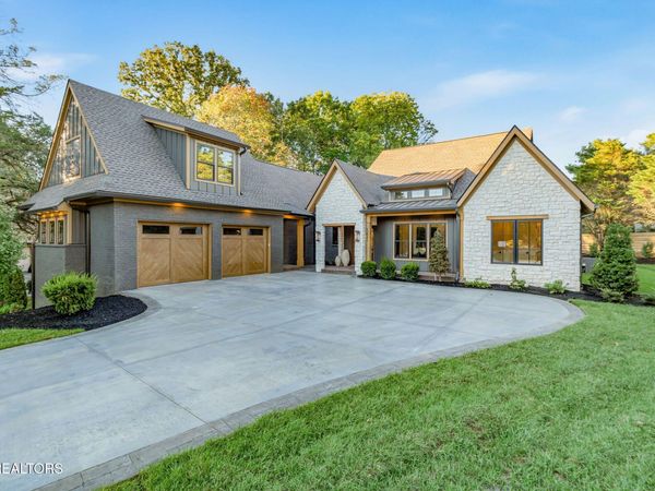 12001 Congressional Point, Knoxville, TN 37934