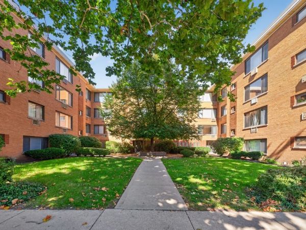 2710 W LUNT Avenue , Unit 107, Chicago, IL 60645