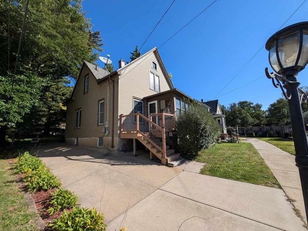 2016 Hutchins Avenue , Rockford, IL 61104