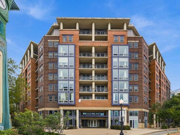 437 W Division Street , Unit 515, Chicago, IL 60610