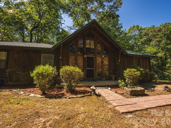 401 Shady Drive , Collettsville, NC 28611