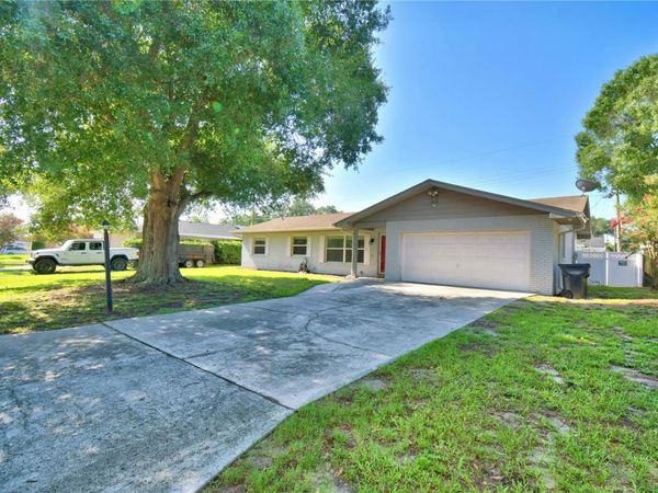 153 BROWNING CIRCLE , WINTER HAVEN, FL 33884