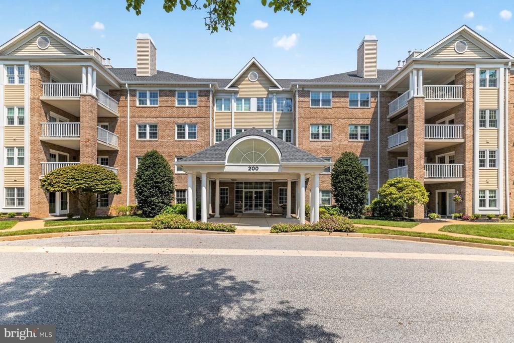 200 Belmont Forest Court, Unit 207, Lutherville Timonium, MD 21093 Main Photo