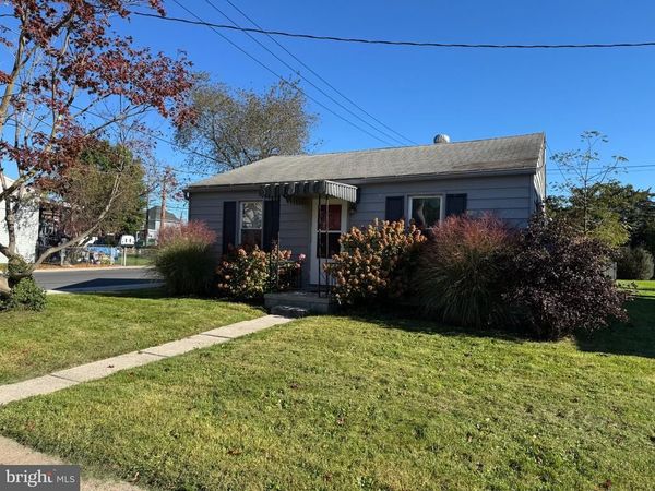 501 S WAYNE STREET , LEWISTOWN, PA 17044