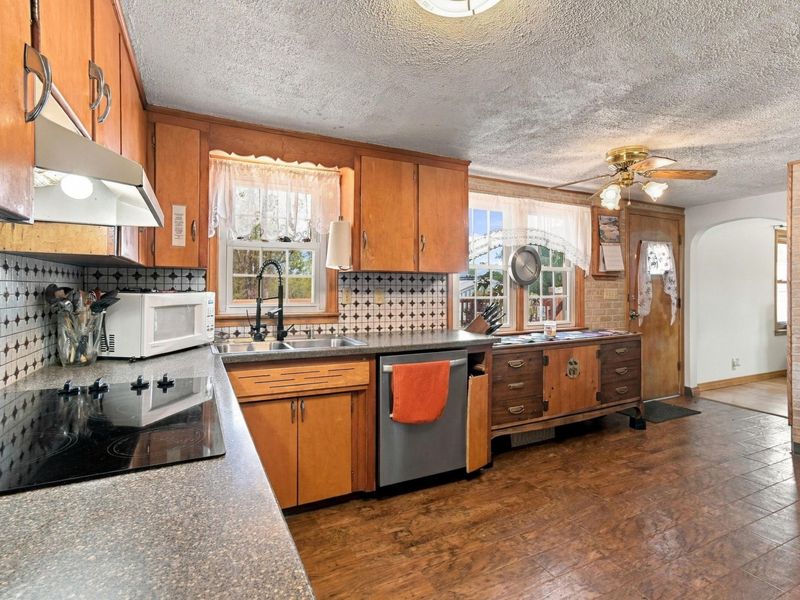 48 Shandon Avenue, Zanesville, OH 43701 Photo 8