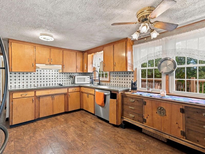 48 Shandon Avenue, Zanesville, OH 43701 Photo 9