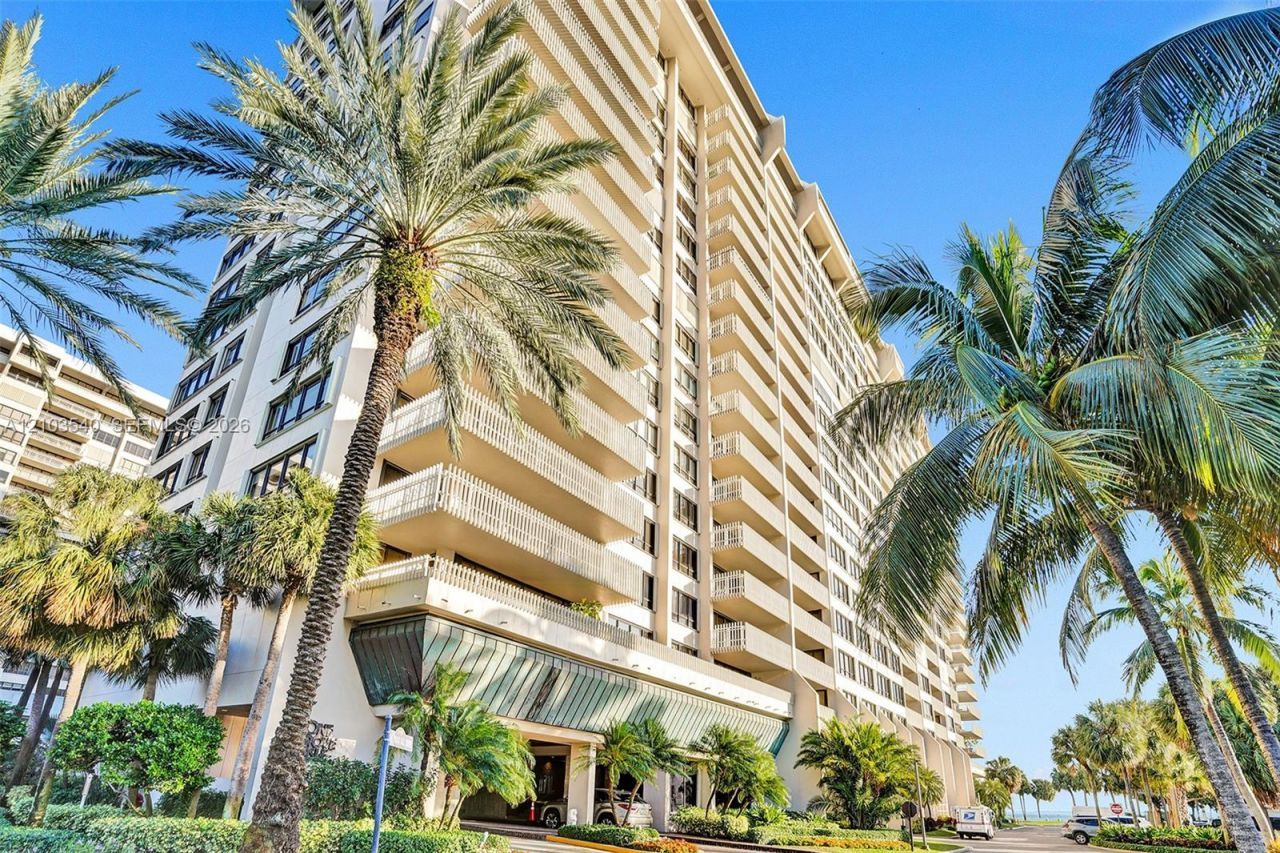 1 Grove Isle Dr , Unit A1108, Miami, FL 33133 Photo