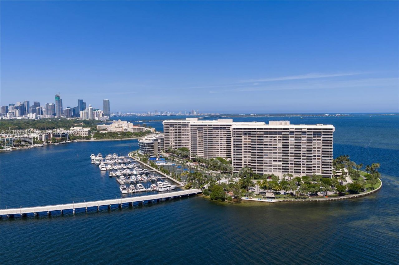 1 Grove Isle Dr , Unit A1108, Miami, FL 33133 Photo