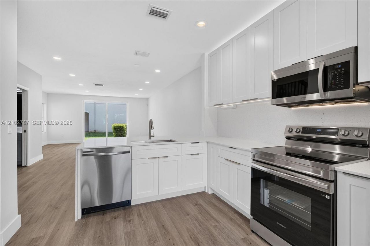 8200 SW 25th Ct, Unit 101, Miramar, FL 33025 Photo