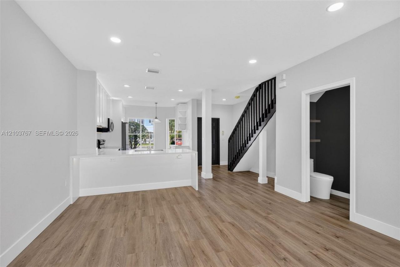 8200 SW 25th Ct, Unit 101, Miramar, FL 33025 Photo