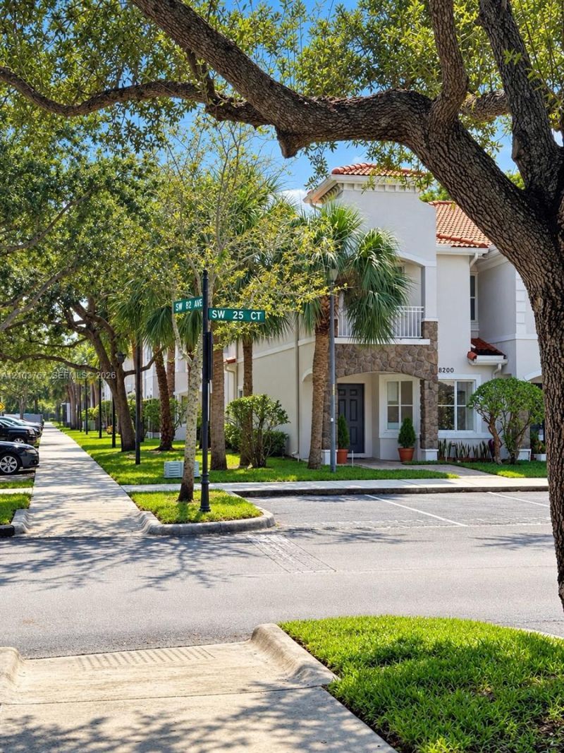 8200 SW 25th Ct, Unit 101, Miramar, FL 33025 Photo