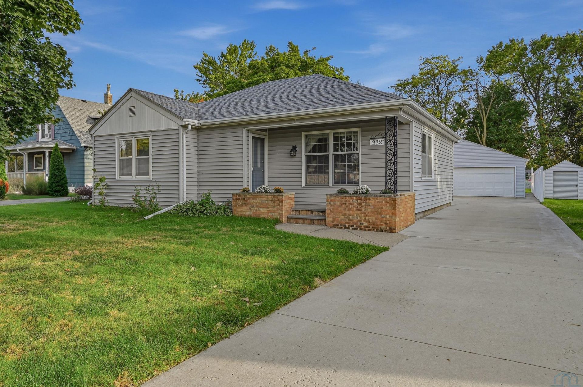 332 E 19th St, South Sioux City, NE 68776 Main Photo