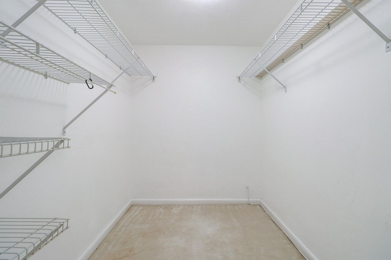 8 Garden Street, Unit 205R, Tequesta, FL 33469 Photo