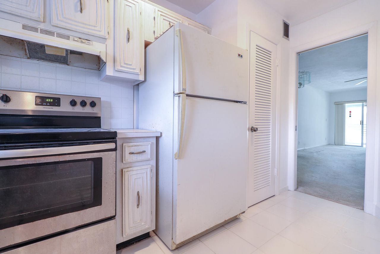 8 Garden Street, Unit 205R, Tequesta, FL 33469 Photo