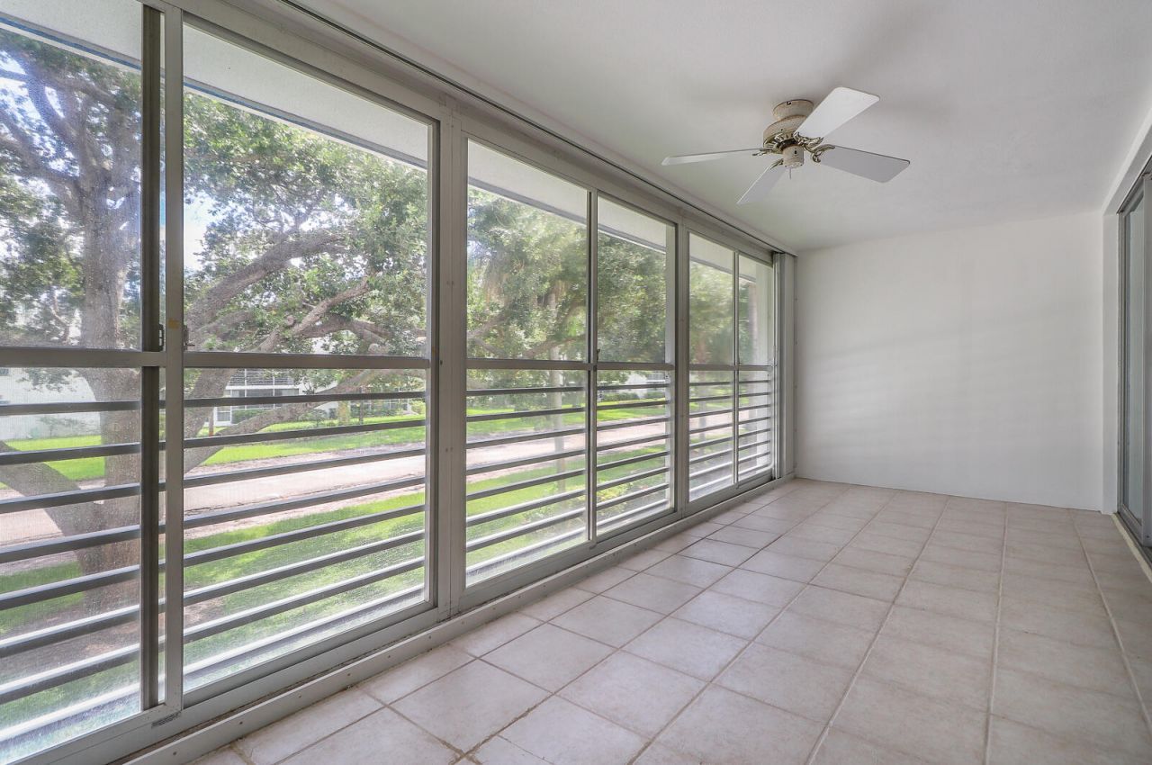 8 Garden Street, Unit 205R, Tequesta, FL 33469 Photo
